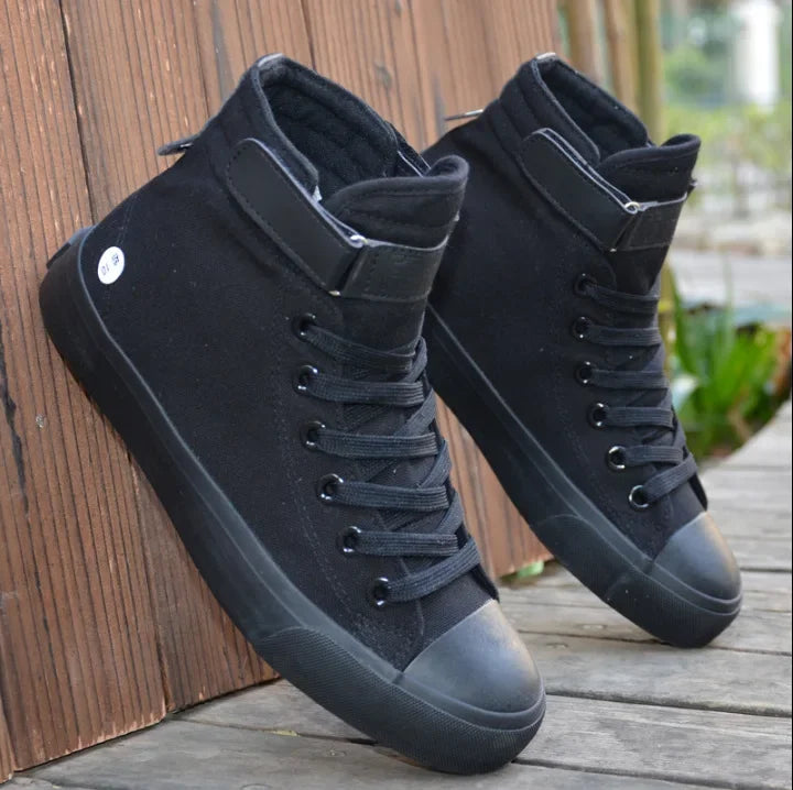 High Top Sneaker